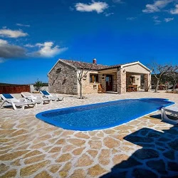 Villa Bona