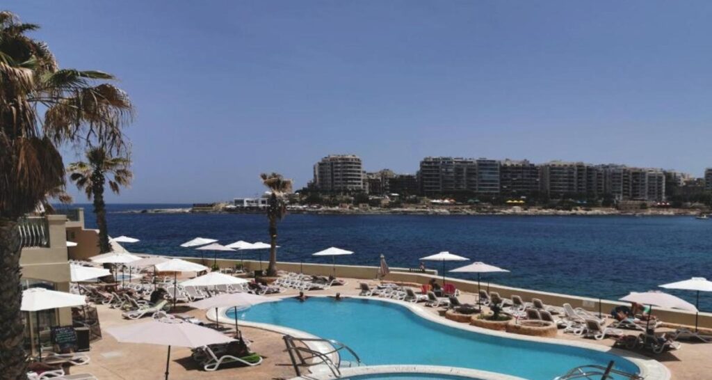 Cavalieri Art Hotel - st julian's malta1