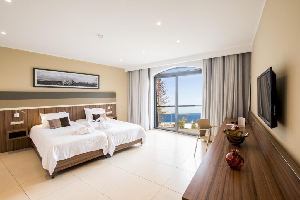 Doubletree by Hilton - bugibba malta3