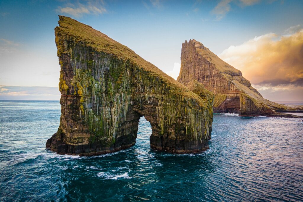 Drangarnir - faerské ostrovy SVZ