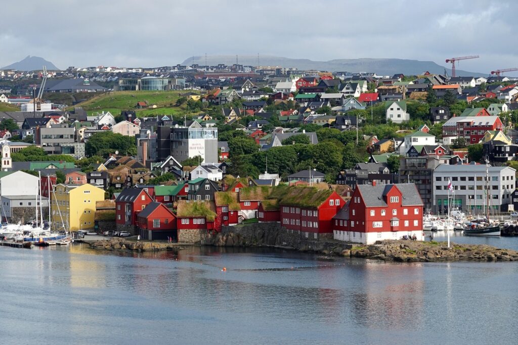 Hlavní město Tórshavn - faerské ostrovy SVZ